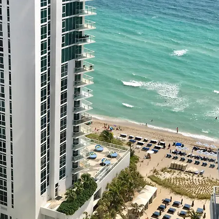 Lyfe 4111 S Ocean Dr Apartamento